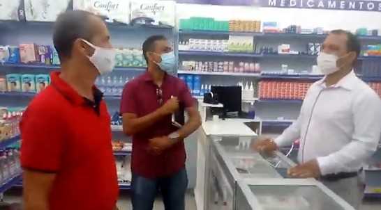 Camacã: Prefeito Paulo do Gás vai ao centro da cidade e visita os comerciantes 

